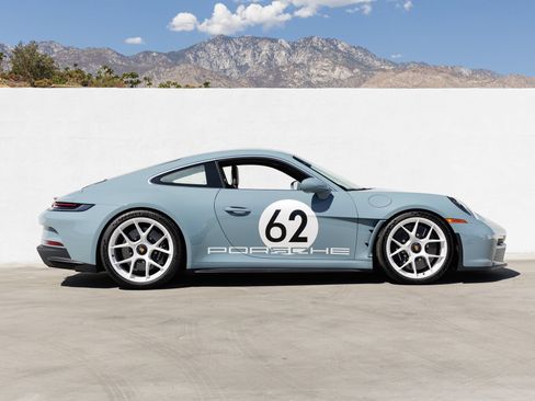 Certified 2024 Porsche 911 GT3 RS RWD image 8