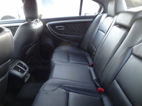 Used 2018 Ford Taurus SEL w/ Equipment Group 201A image 8