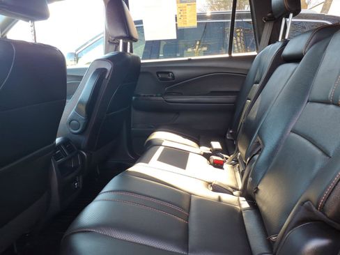 Used 2022 Honda Passport TrailSport image 7