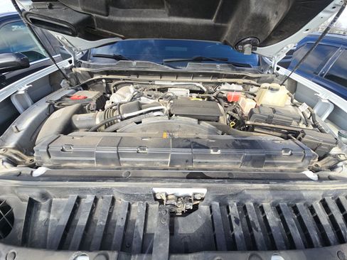 Used 2022 Chevrolet Silverado 2500 High Country w/ Safety Package II image 21