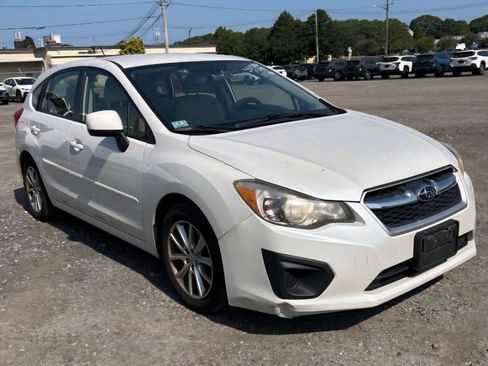 Used 2012 Subaru Impreza 2.0i Premium w/ All-Weather Pkg image 7