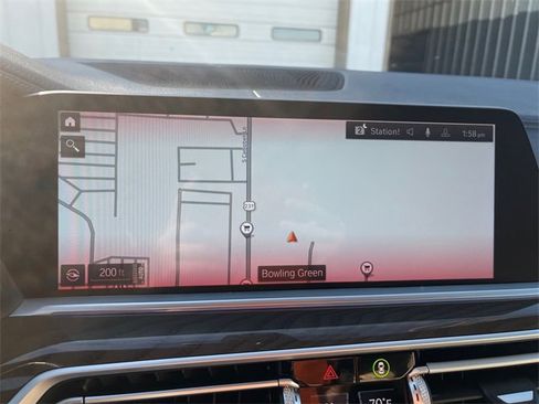 Used 2021 BMW X5 xDrive40i w/ Executive Package image 12