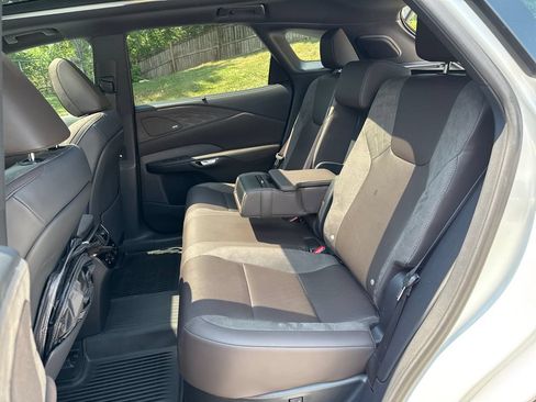Used 2025 Lexus RX 450h AWD w/ Convenience Package image 27