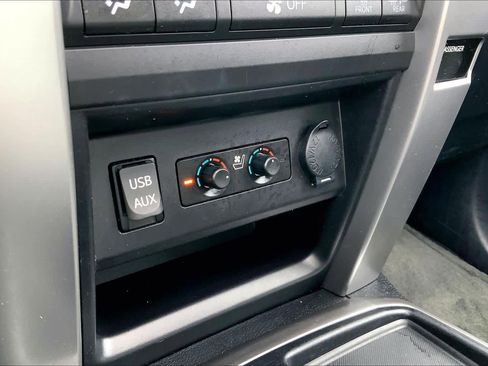 Used 2016 Toyota 4Runner Limited image 34