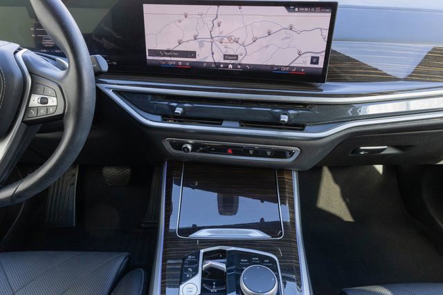 Used 2024 BMW X5 xDrive50e AWD/4WD image 20