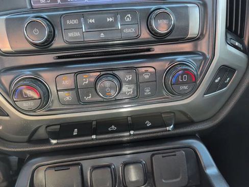 Used 2018 Chevrolet Silverado 1500 LT w/ All Star Edition AWD/4WD image 13