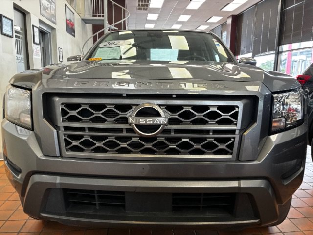 Used 2022 Nissan Frontier SV RWD image 4