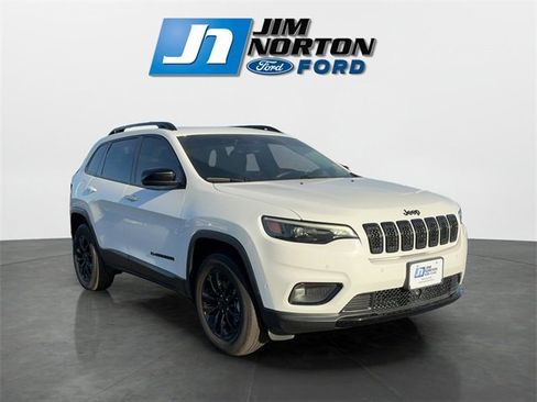 Used 2023 Jeep Cherokee Altitude Lux image 1