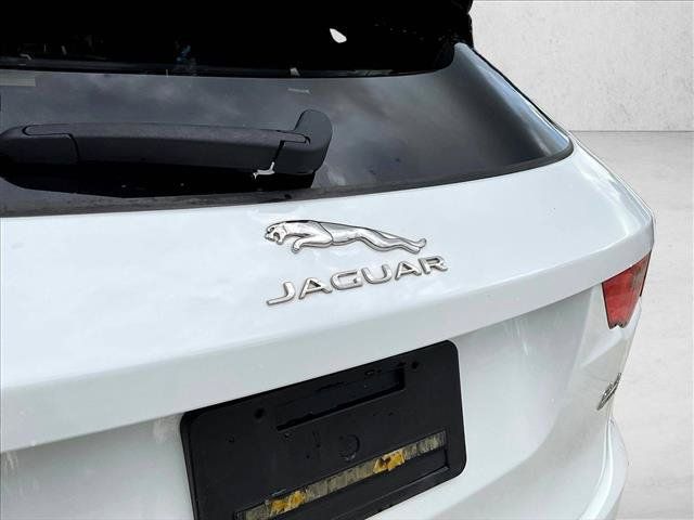 Used 2019 Jaguar F-PACE AWD/4WD image 29