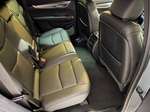 Certified 2023 Cadillac XT5 Luxury image 44