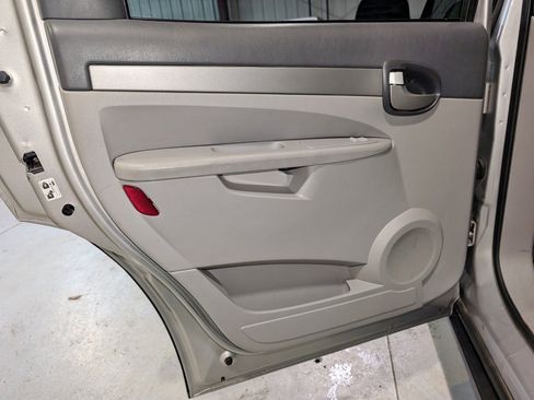 Used 2007 Buick Rendezvous CX image 18