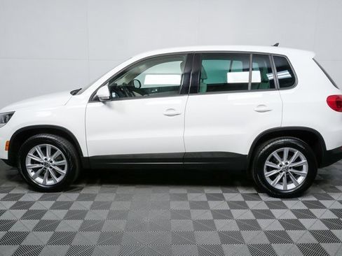 Used 2014 Volkswagen Tiguan SE image 23
