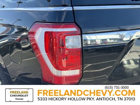 Used 2021 Ford Expedition Max XLT image 11