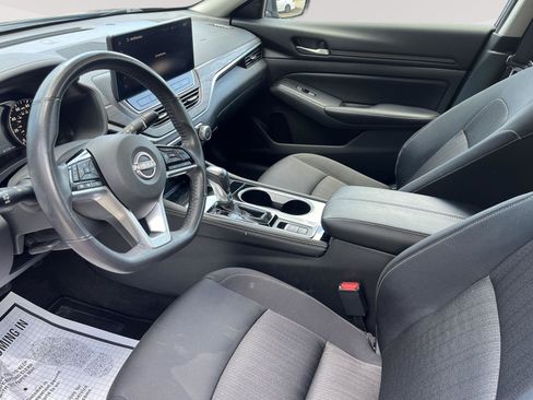 Certified 2024 Nissan Altima 2.5 SV w/ SV Premium Package AWD/4WD image 22