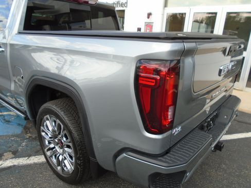 Certified 2025 GMC Sierra 1500 Denali Ultimate AWD/4WD image 15
