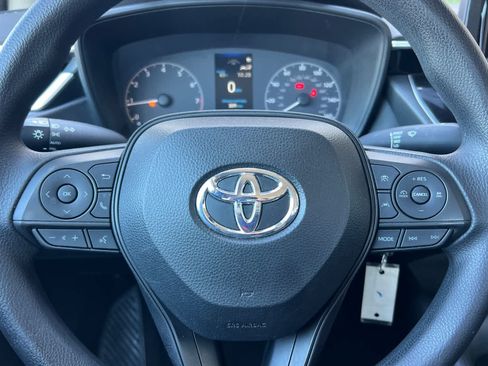 Used 2023 Toyota Corolla LE FWD image 22