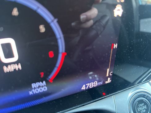 Used 2025 Chevrolet Trax LT image 15