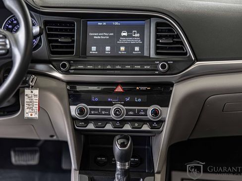 Used 2020 Hyundai Elantra SEL image 33