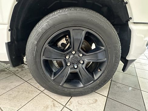 Used 2022 RAM 1500 Big Horn w/ Night Edition AWD/4WD image 15