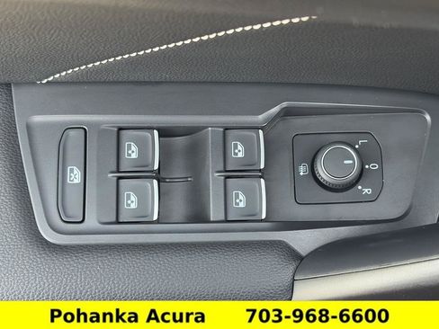 Used 2023 Volkswagen Tiguan SE R-Line FWD image 23