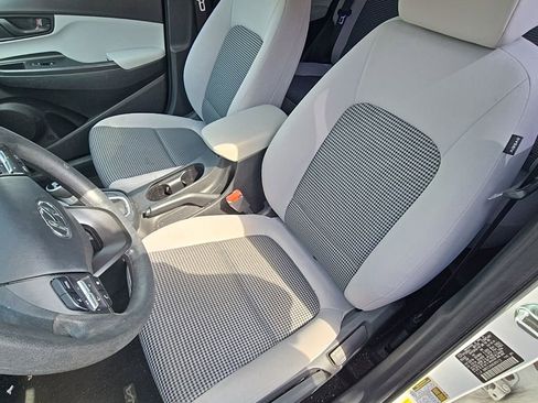 Certified 2022 Hyundai Kona SE AWD/4WD image 10