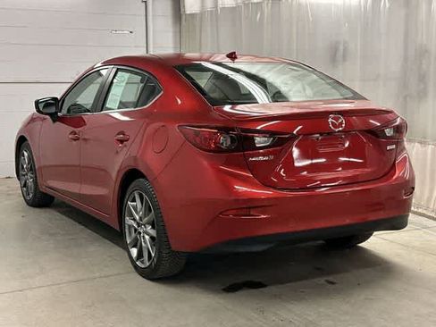 Used 2018 MAZDA MAZDA3 Touring FWD image 31