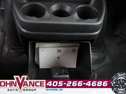 Used 2017 GMC Savana 2500 image 27