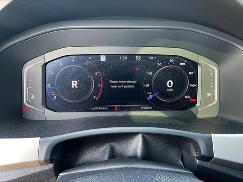 Used 2023 Volkswagen Atlas Cross Sport SEL AWD/4WD image 13