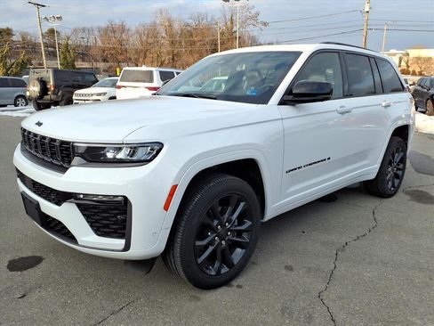 New 2026 Jeep Grand Cherokee Limited image 8