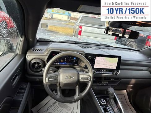 Used 2024 Chevrolet Colorado Trail Boss w/ Technology Package image 14