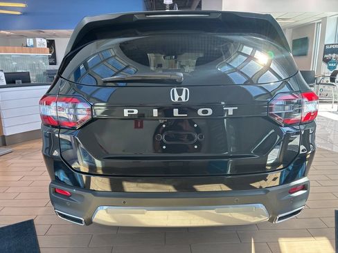 New 2026 Honda Pilot EX-L image 3