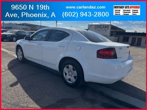 Used 2012 Dodge Avenger SXT image 7
