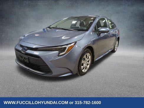 Used 2024 Toyota Corolla LE image 1