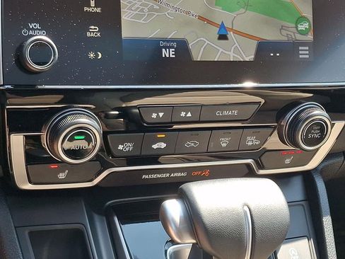 Used 2020 Honda CR-V Touring image 17