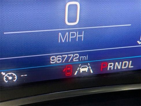 Used 2020 Chevrolet Equinox LT image 18