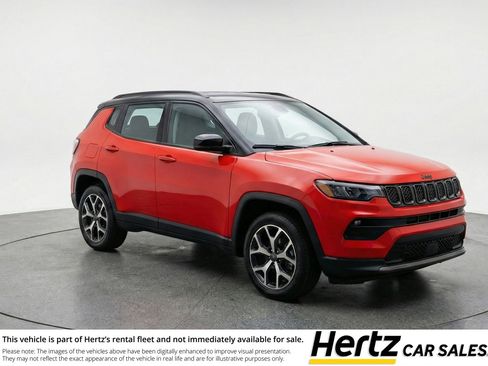 Used 2025 Jeep Compass Limited image 1