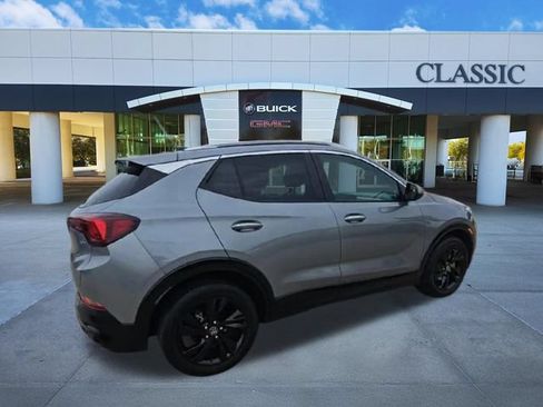 Used 2024 Buick Encore GX Sport Touring FWD image 8