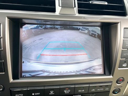 Used 2020 Lexus GX 460 Premium w/ Premium Package AWD/4WD image 27