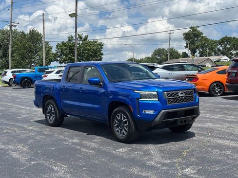 Used 2024 Nissan Frontier SL w/ Technology Package RWD image 7