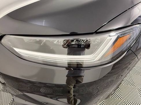 Used 2025 Honda HR-V LX image 11