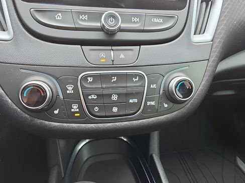 Used 2023 Chevrolet Malibu LT image 19