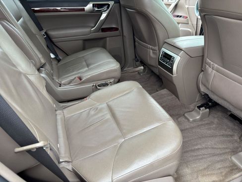 Used 2017 Lexus GX 460 Premium AWD/4WD image 44