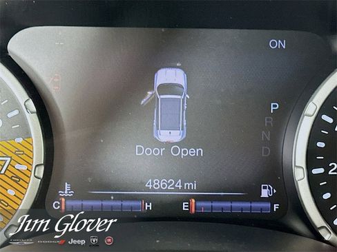 Used 2021 Jeep Renegade Trailhawk image 29