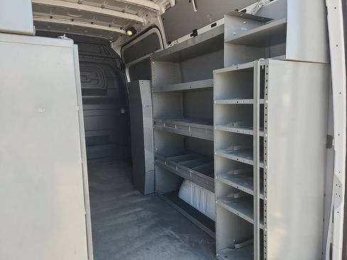 Used 2020 Mercedes-Benz Sprinter 2500 image 17