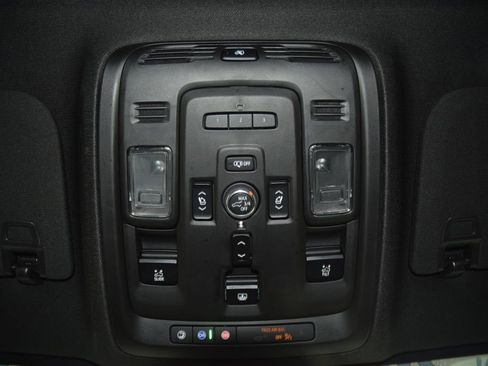 Used 2024 GMC Yukon Denali Ultimate AWD/4WD image 56