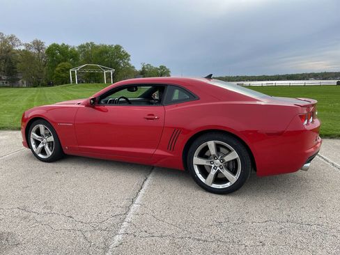Used 2010 Chevrolet Camaro SS w/ LPO, Ground Effects Package RWD image 14