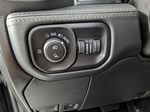 Certified 2024 RAM 2500 Limited image 13