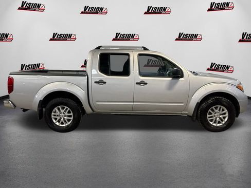 Used 2016 Nissan Frontier SV w/ SV Value Truck Package image 4