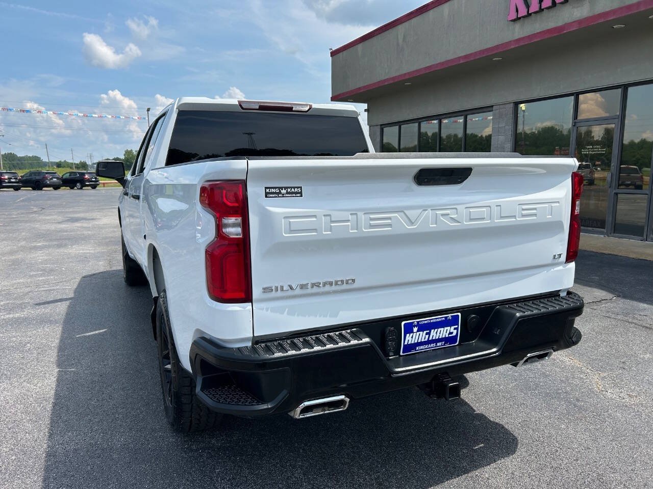 Used 2020 Chevrolet Silverado 1500 LT Trail Boss w/ Convenience Package AWD/4WD image 8