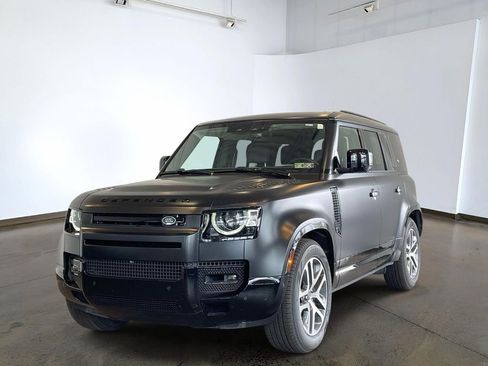 Used 2024 Land Rover Defender 110 X-Dynamic SE AWD/4WD image 1